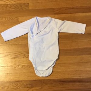 Burberry long sleeve onesie (3m/60cm)